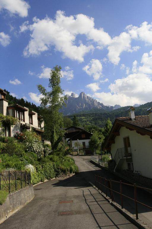 Bed and Breakfast Minavill La Casa Sulle Dolomiti Фьера-ди-Примьеро Экстерьер фото